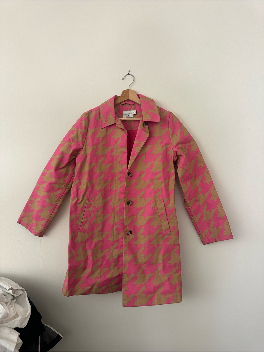 Isaac Mizrahi x Target Pink & Tan Houndstooth Mid-Length Coat